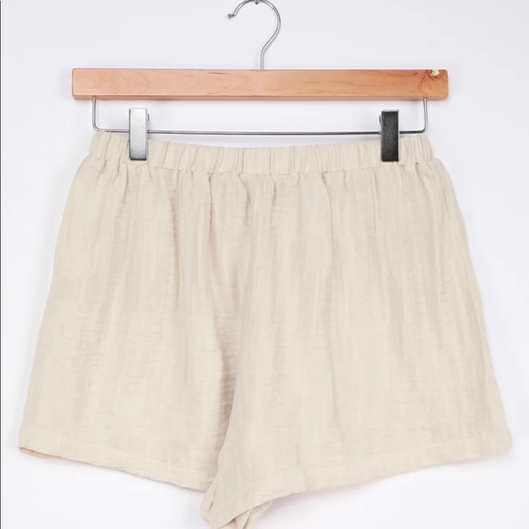 Lulu’s Exclusive Beige Seersucker High Rise Shorts - Picture 5 of 5